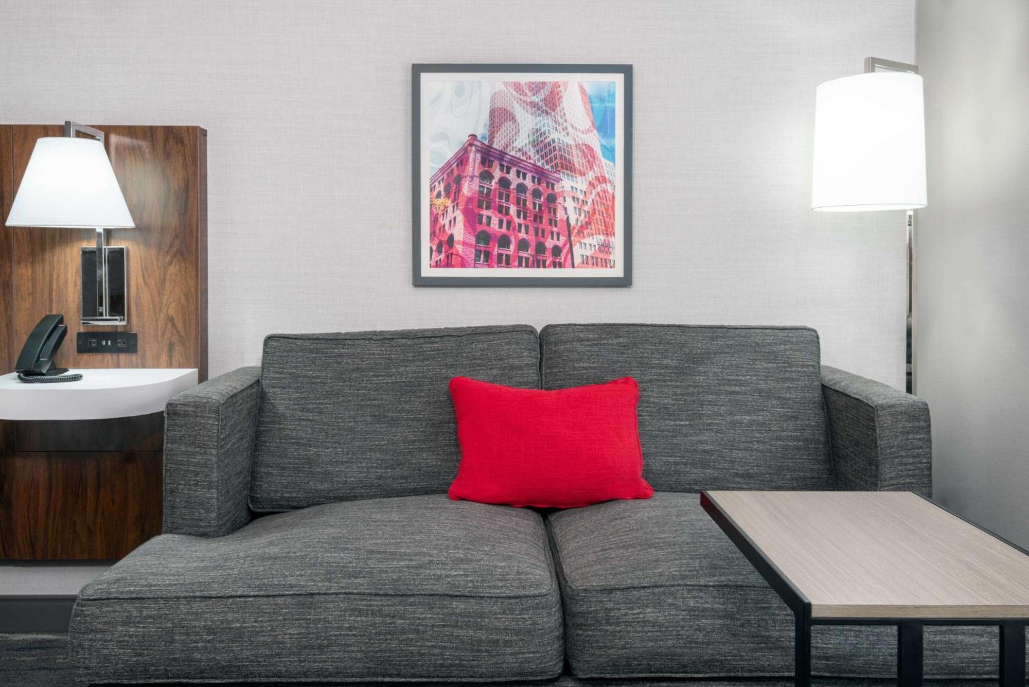 Hampton Inn & Suites Cleveland-Beachwood Exteriör bild