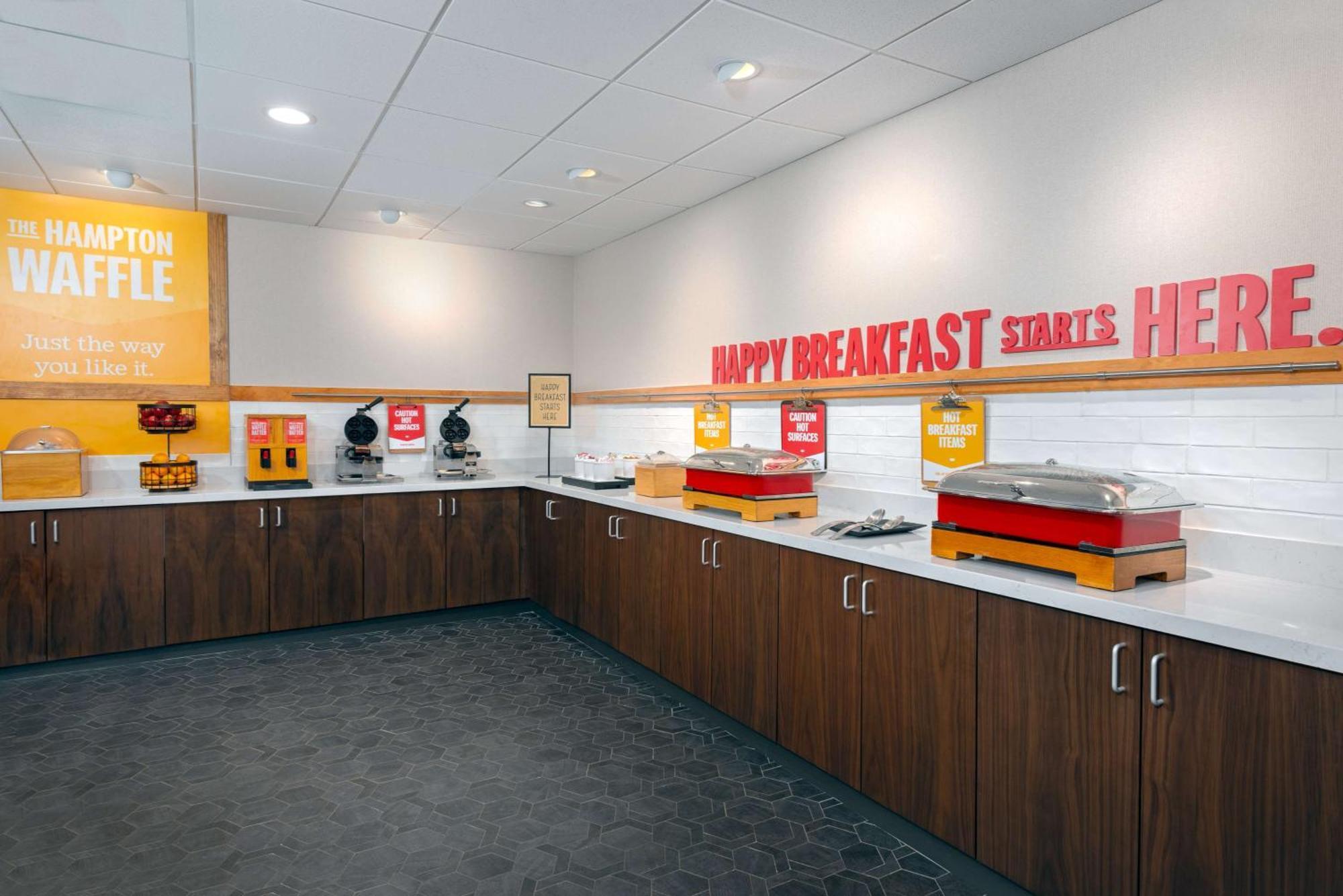 Hampton Inn & Suites Cleveland-Beachwood Exteriör bild